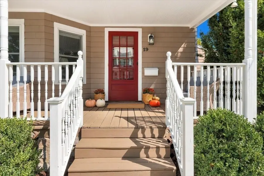 19 Tower Ave, Weymouth, MA 02190 - #3