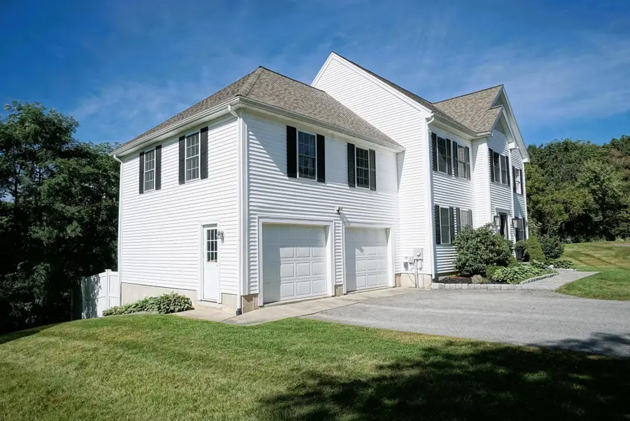 5 Overlook Circle, Haverhill, MA 01835 - #3