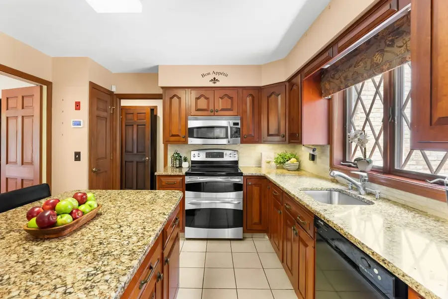 191 Fairway Drive, Seekonk, MA 02771 - #3