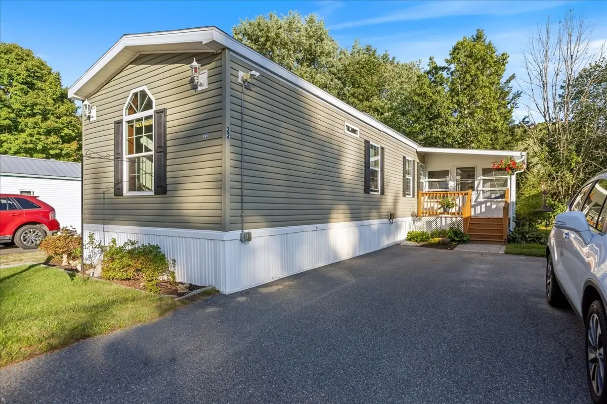 22 Willow Road, Newton, NH 03858 - #1