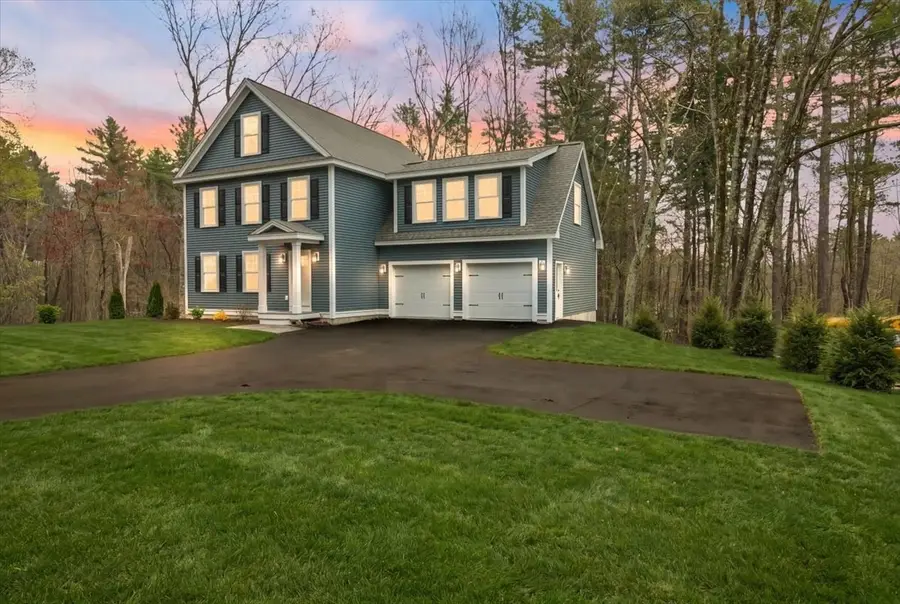 1152 Bridge St, Pelham, NH 03076 - #2