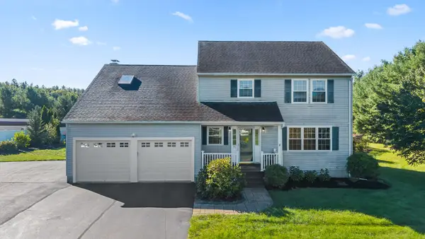 71 Nichols St, Holden, MA 01522