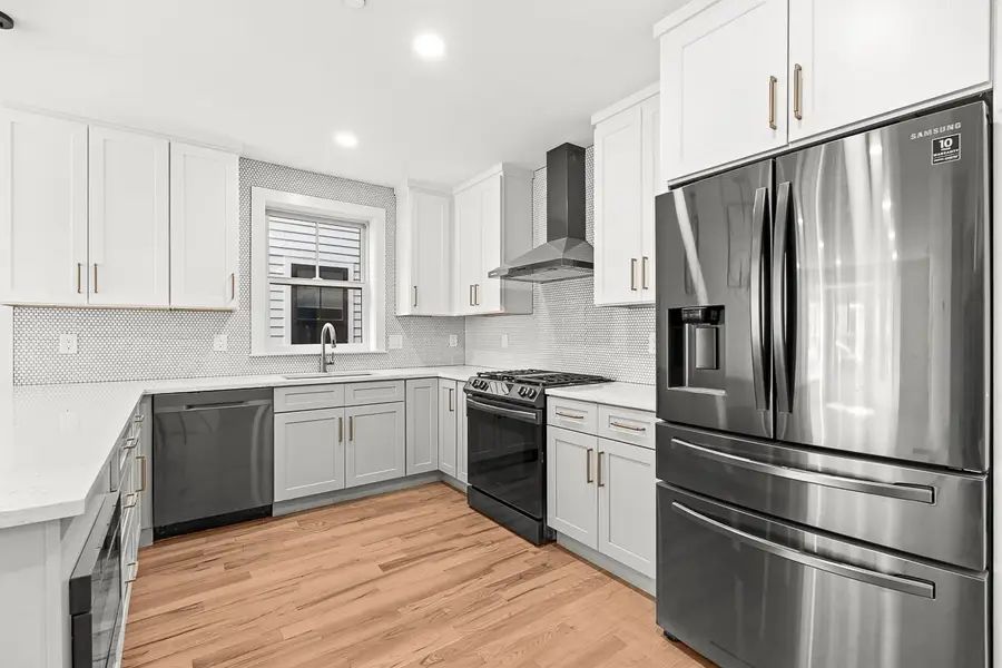 216 Havre St #1, Boston, MA 02128 - #2