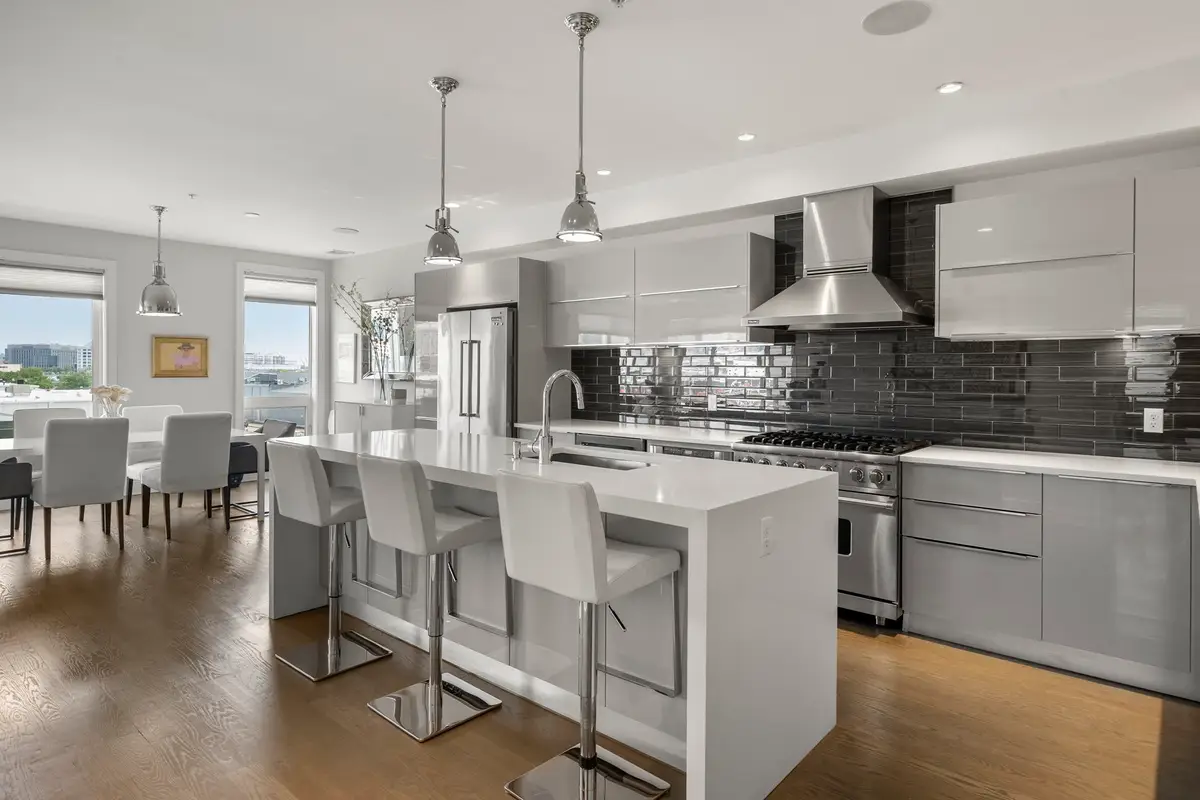 407 W First St #302, Boston, MA 02127 - #1