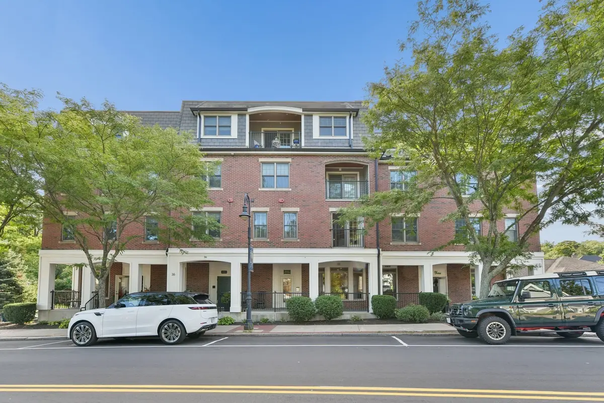 36 Central Ave #15, Milton, MA 02186 - #1