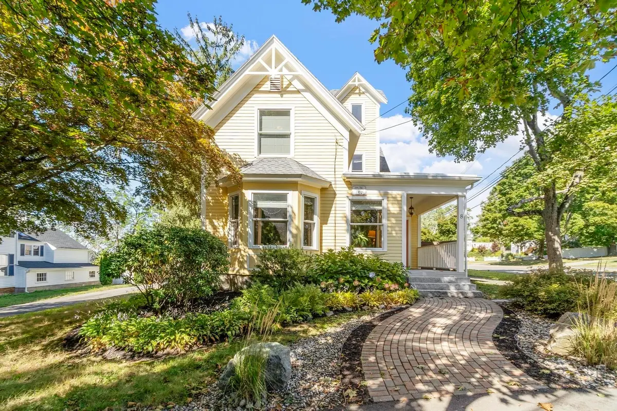 8 Winthrop St, Danvers, MA 01923 - #1