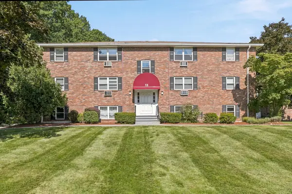 13 Cross Street #11, Chelmsford, MA 01863
