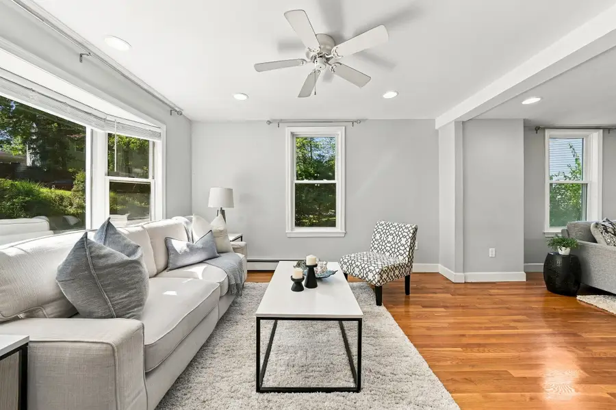 8 Rangeway, Lexington, MA 02420 - #3
