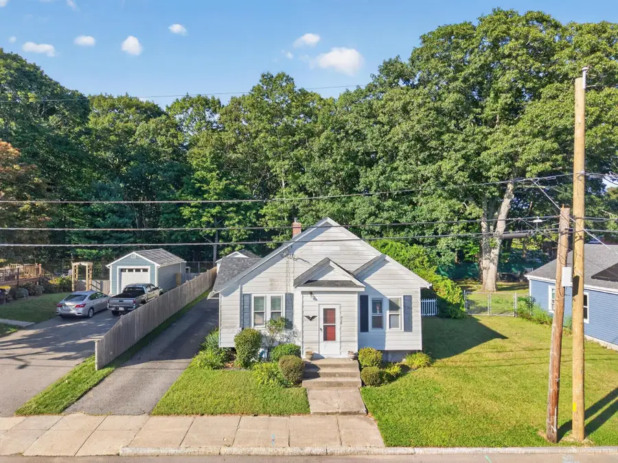 578 Valentine St, Fall River, MA 02720 - #2
