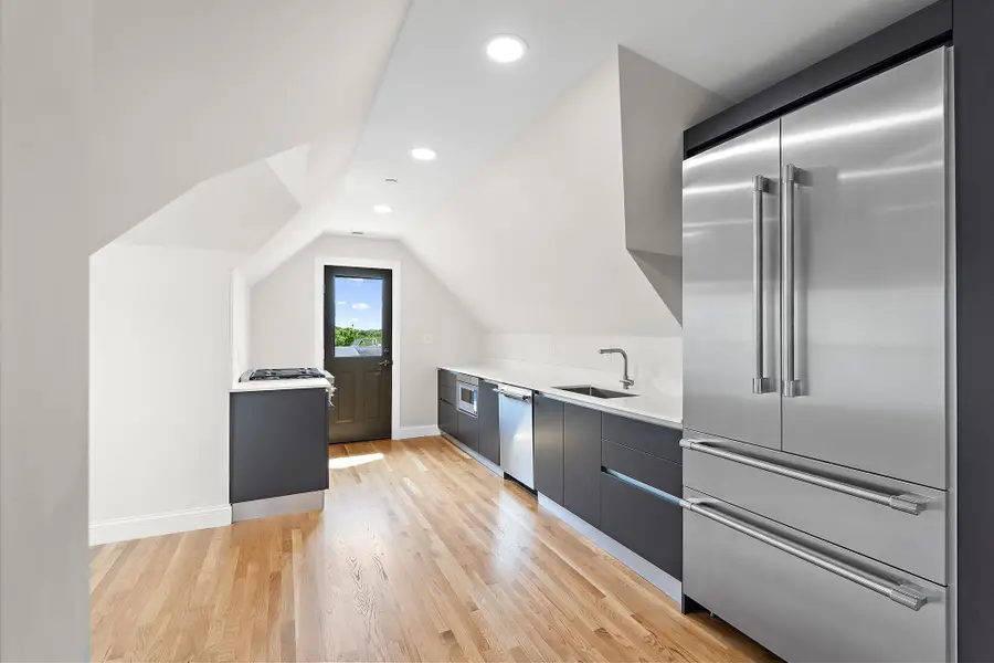 12 Foskett St #3, Somerville, MA 02144 - #2