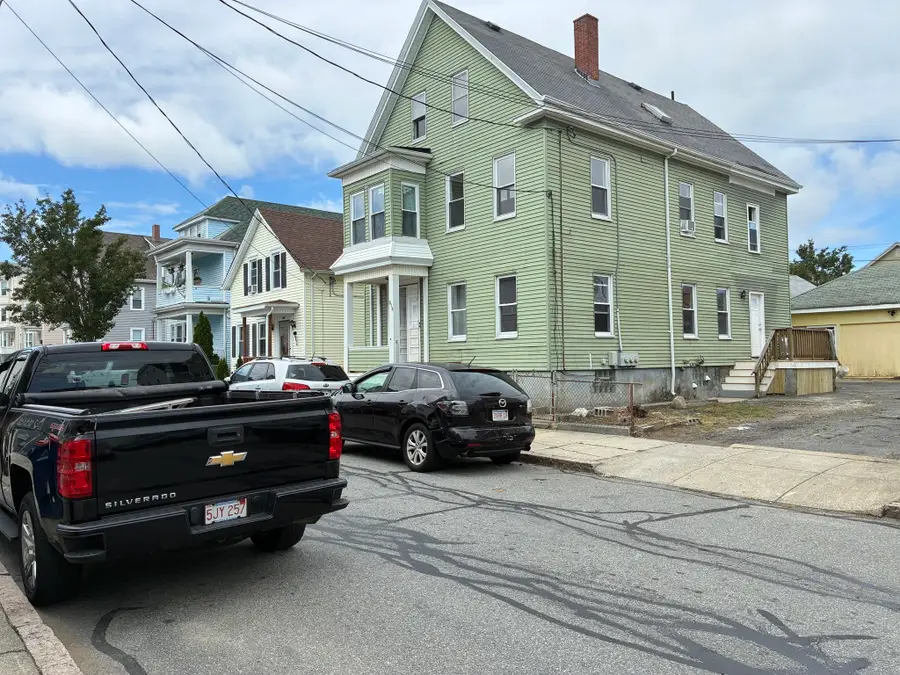 515 Rivet St, New Bedford, MA 02740 - #3