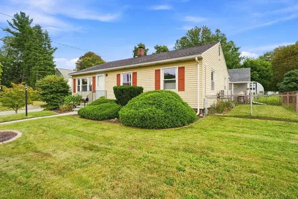 162 Clark St, Worcester, MA 01606