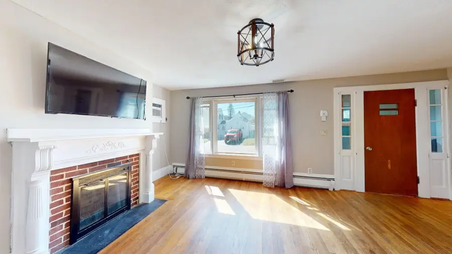 35 Newtonville Avenue, Fitchburg, MA 01420 - #2