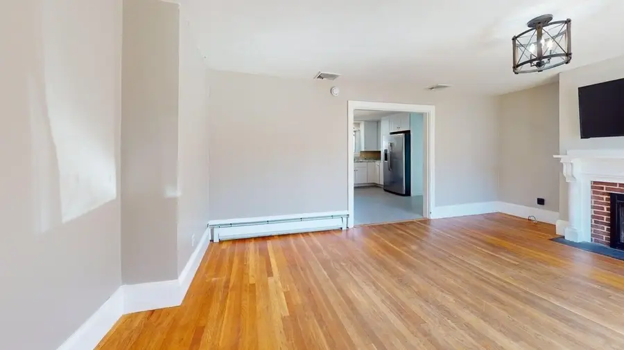 35 Newtonville Avenue, Fitchburg, MA 01420 - #3