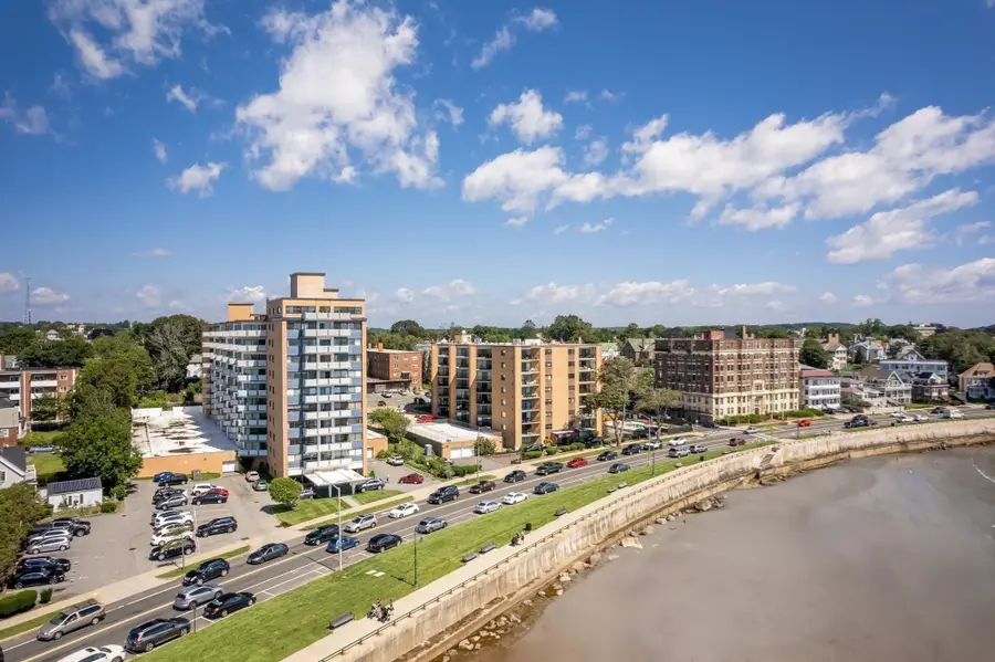 300 Lynn Shore Dr #410, Lynn, MA 01902 - #2
