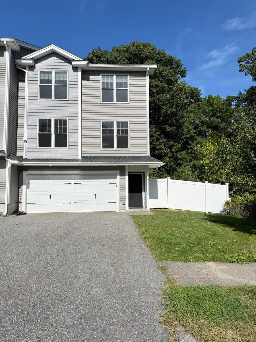 2 Burncoat Hts, Worcester, MA 01606 - #3
