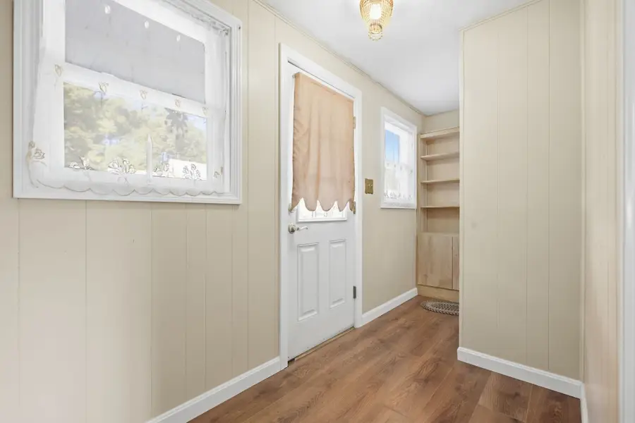 1259 Shawsheen St, Tewksbury, MA 01876 - #3