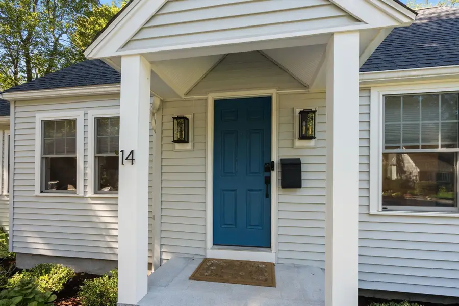 14 Essex Road, Sharon, MA 02067 - #2