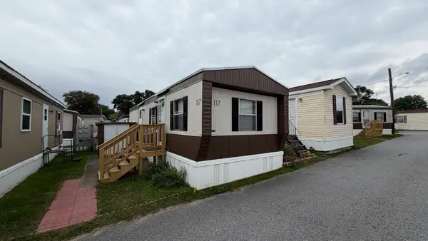 557 Southwest Cutoff #117, Worcester, MA 01607