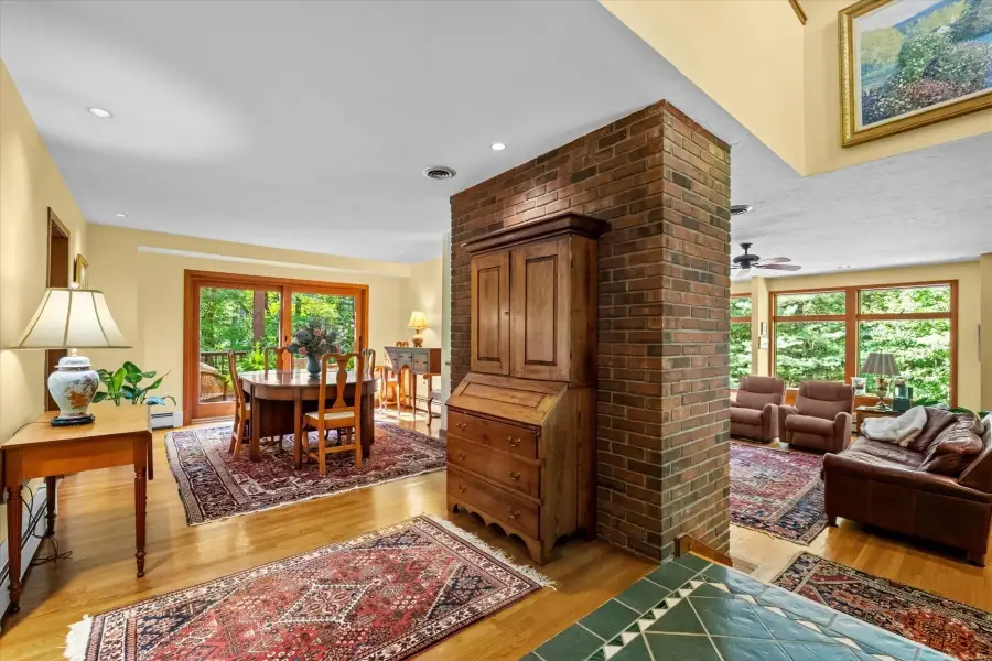 53 Green Ln, Sherborn, MA 01770 - #3