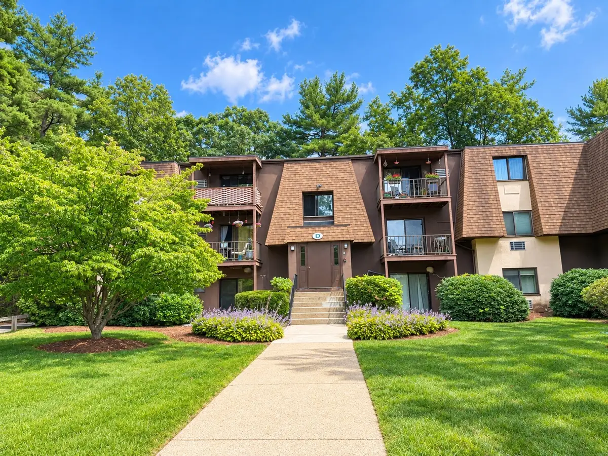 491 W Central St #D1, Franklin, MA 02038 - #1