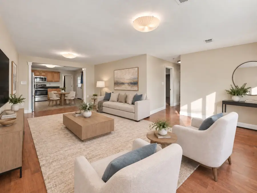 19 Waleco Rd, Brockton, MA 02302 - #3