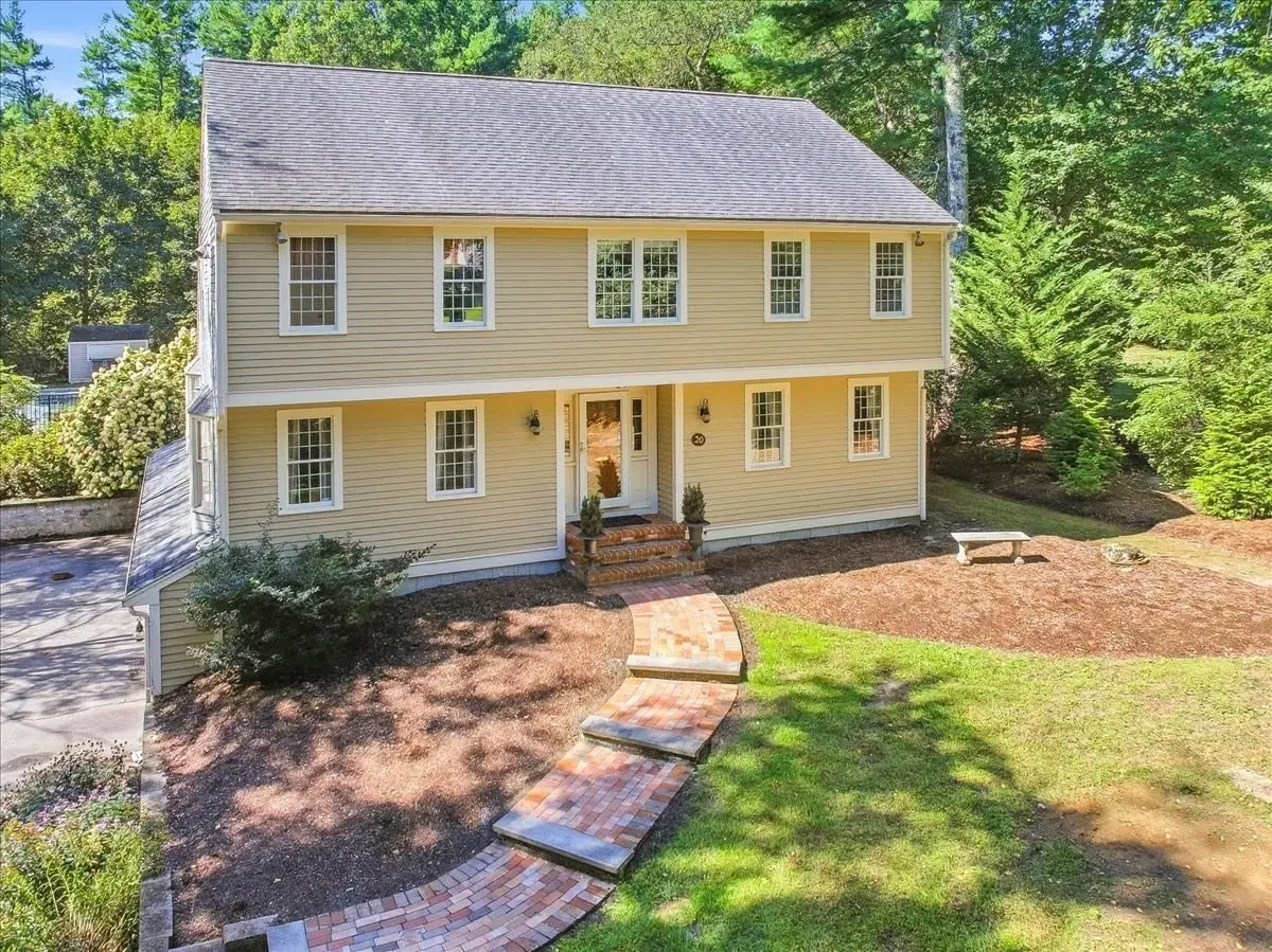 20 Tara Dr, Pembroke, MA 02359 - #1