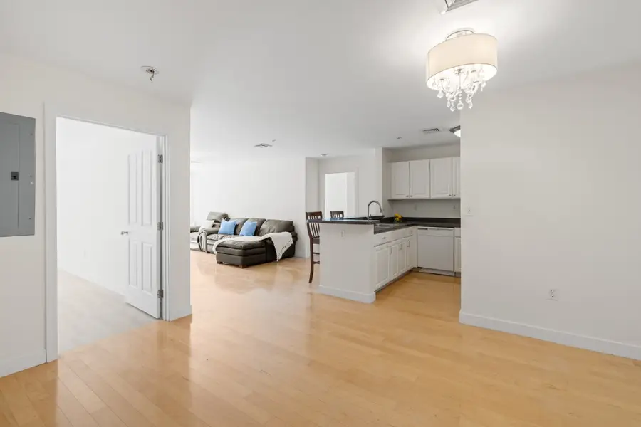 30 Franklin St #312, Malden, MA 02148 - #3