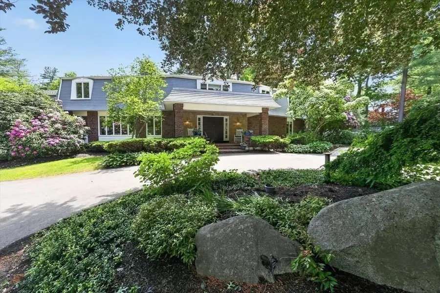 1 Grist Mill Lane, Hingham, MA 02043 - #2