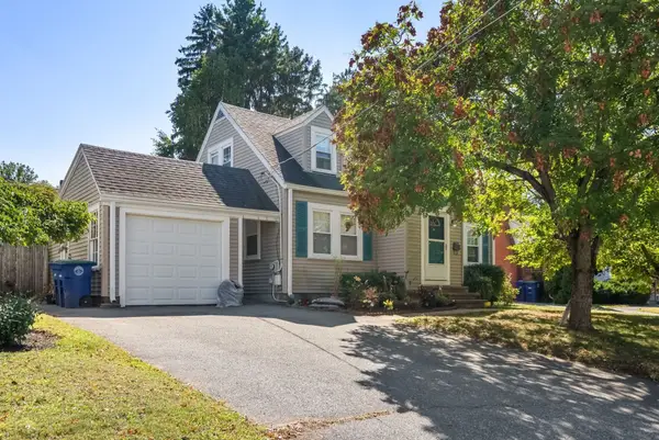 18 Hill View Road, Braintree, MA 02184