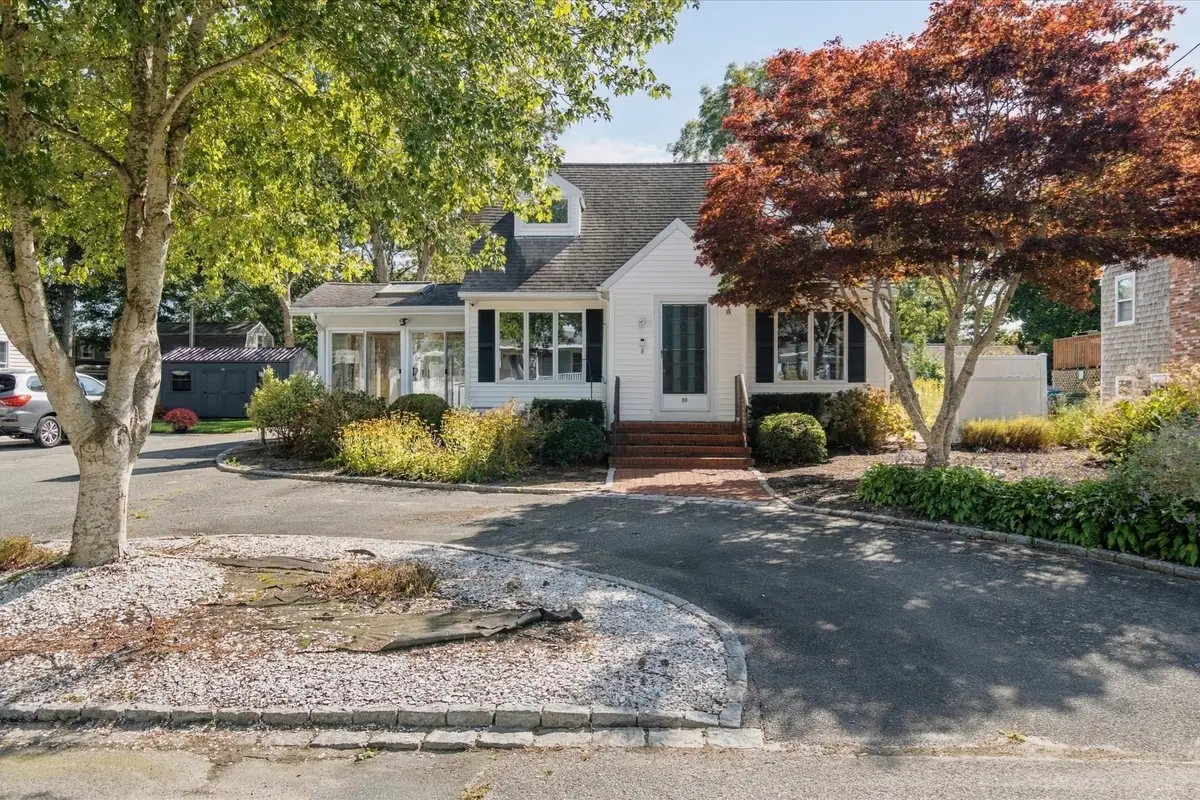 67 Ellsworth Dr, East Falmouth, MA 02536 - #1