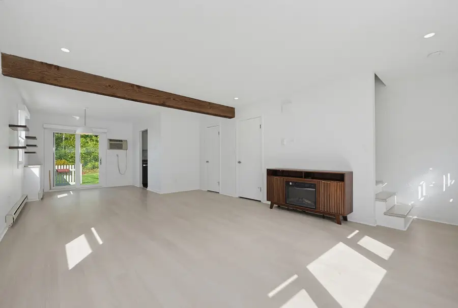 371 Lancaster St #1, West Boylston, MA 01583 - #3