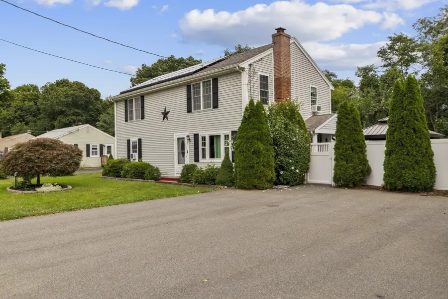 1392 Old Pleasant St, Bridgewater, MA 02324 - #3