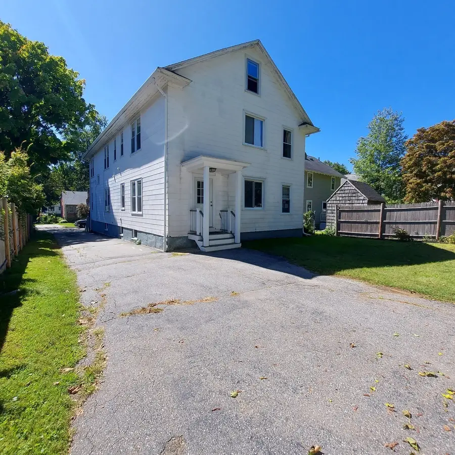 4 Dorset St, Worcester, MA 01602 - #2