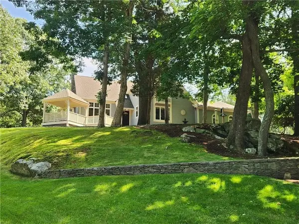 242 Church Pond, Tiverton, RI 02878