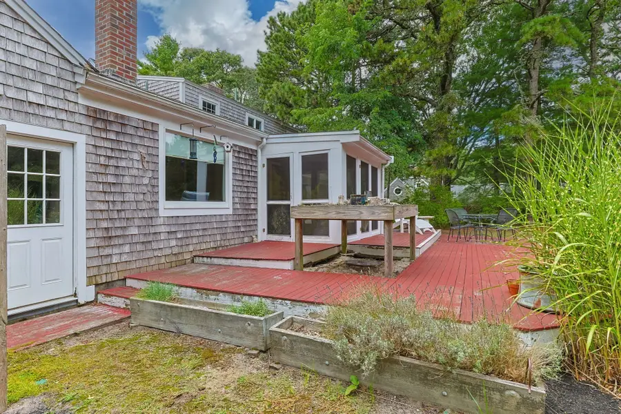 9 Wesquansett Rd, Orleans, MA 02653 - #3