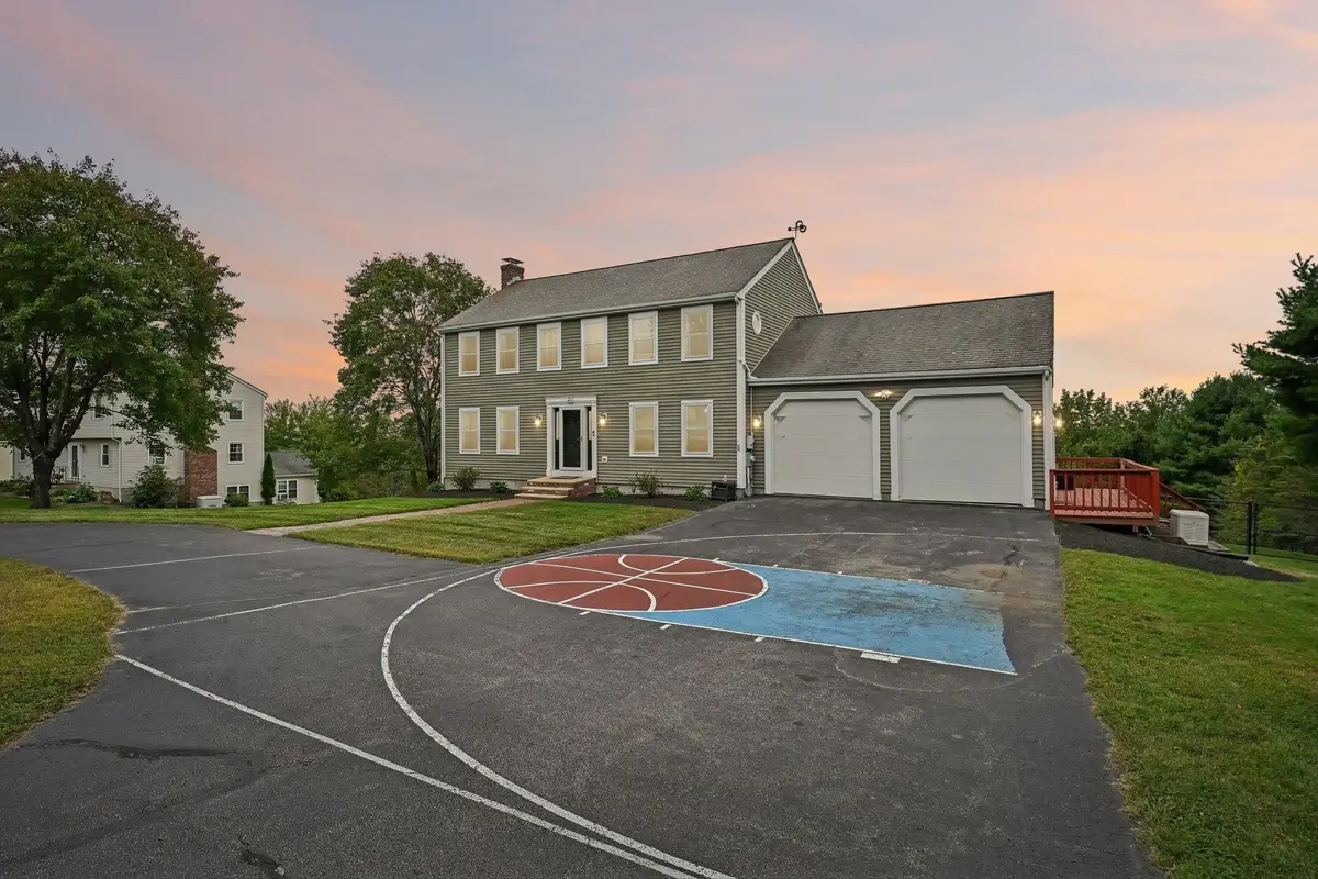 25 Piasta Rd, Dudley, MA 01571 - #1