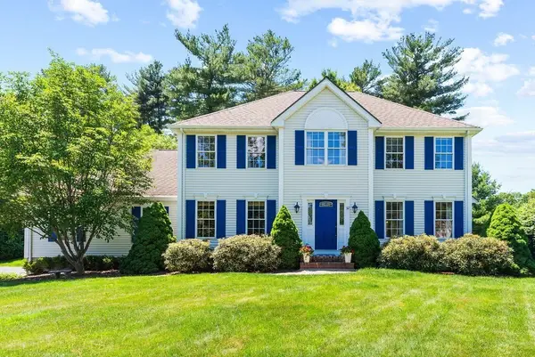 32 Cinnamon Cir, Easton, MA 02334