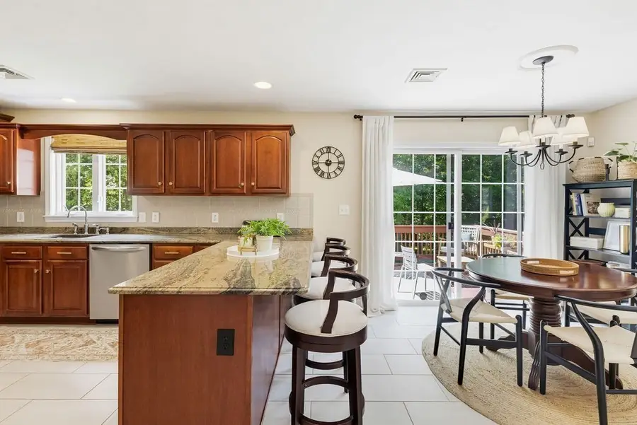32 Cinnamon Cir, Easton, MA 02334 - #3