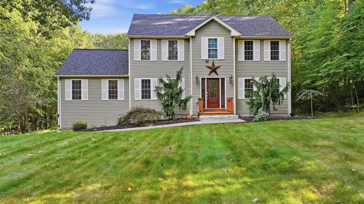 138 Walnut, Douglas, MA 01516 - #1
