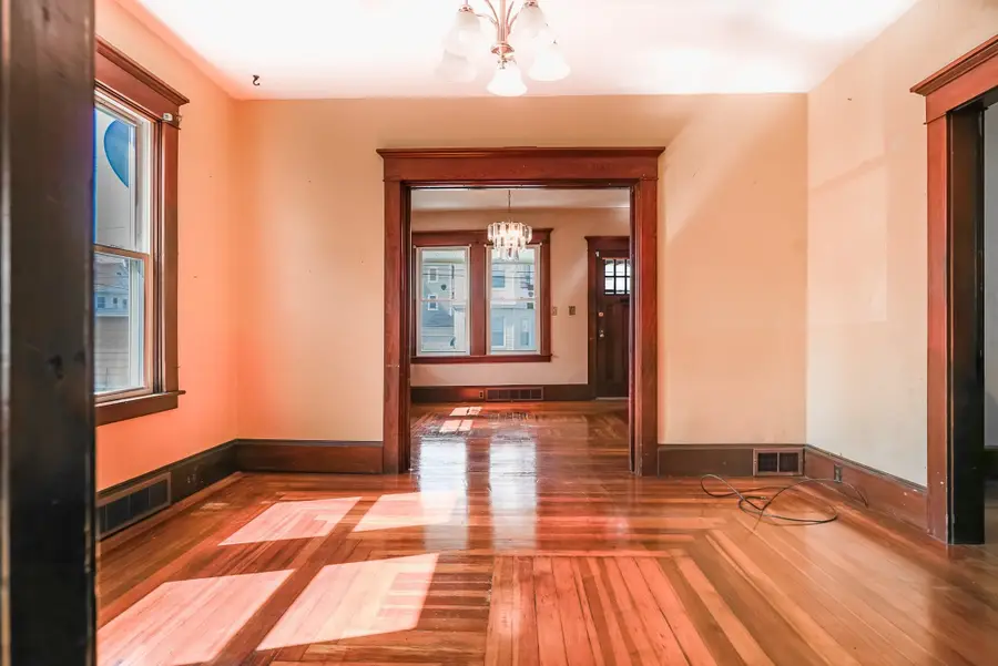 228 Brook St, New Bedford, MA 02746 - #3