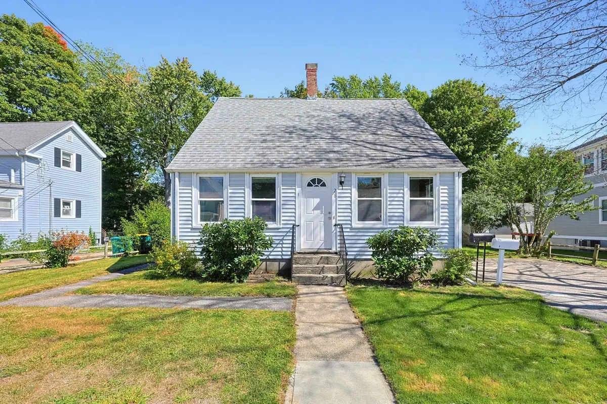 28 Monroe St, Norwood, MA 02062 - #1