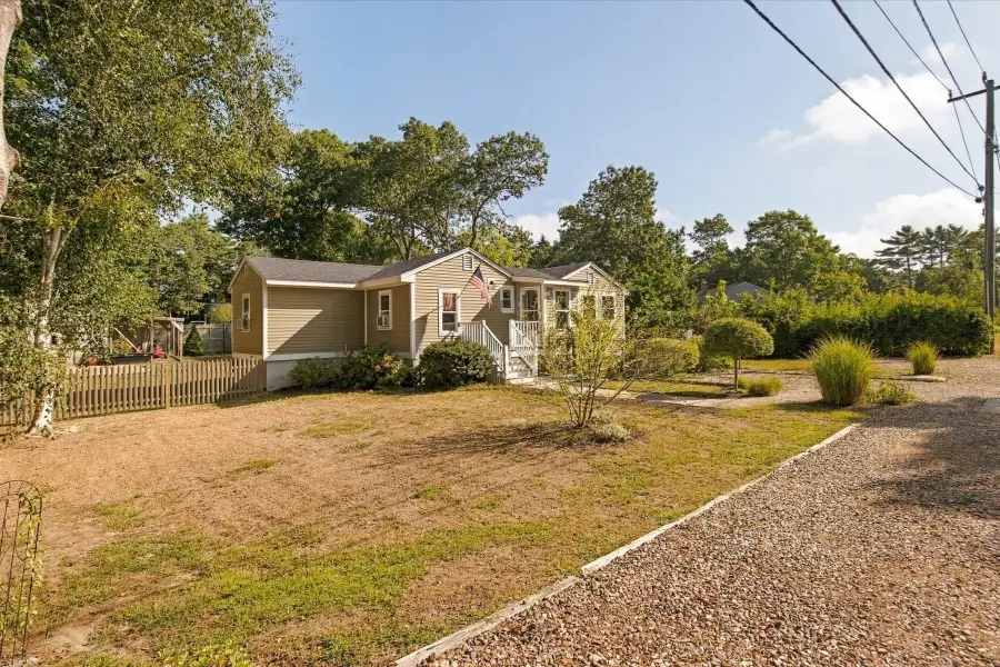 15 Summer St, Wareham, MA 02571 - #3