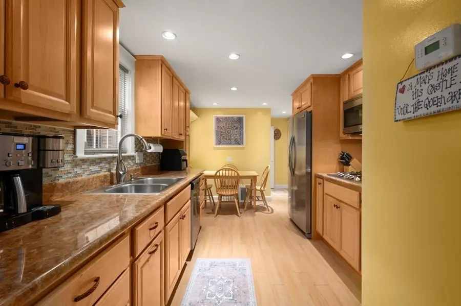 128 Collins St, Danvers, MA 01923 - #3