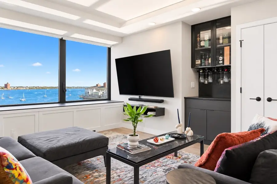 65 E India Row #10E, Boston, MA 02110 - #3