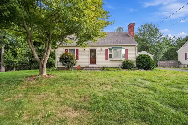 31 Brook St, East Longmeadow, MA 01028