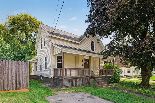 37 Elm St, Greenfield, MA 01301