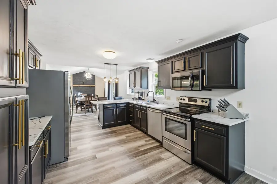 128 Baldwin Street, Leicester, MA 01524 - #3