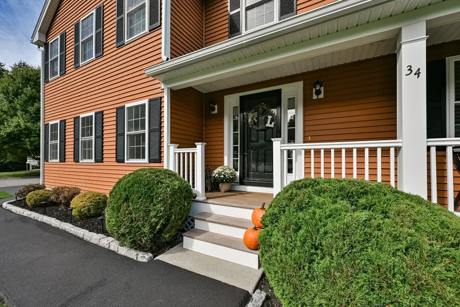 34 Bufton Farm Rd, Clinton, MA 01510 - #2