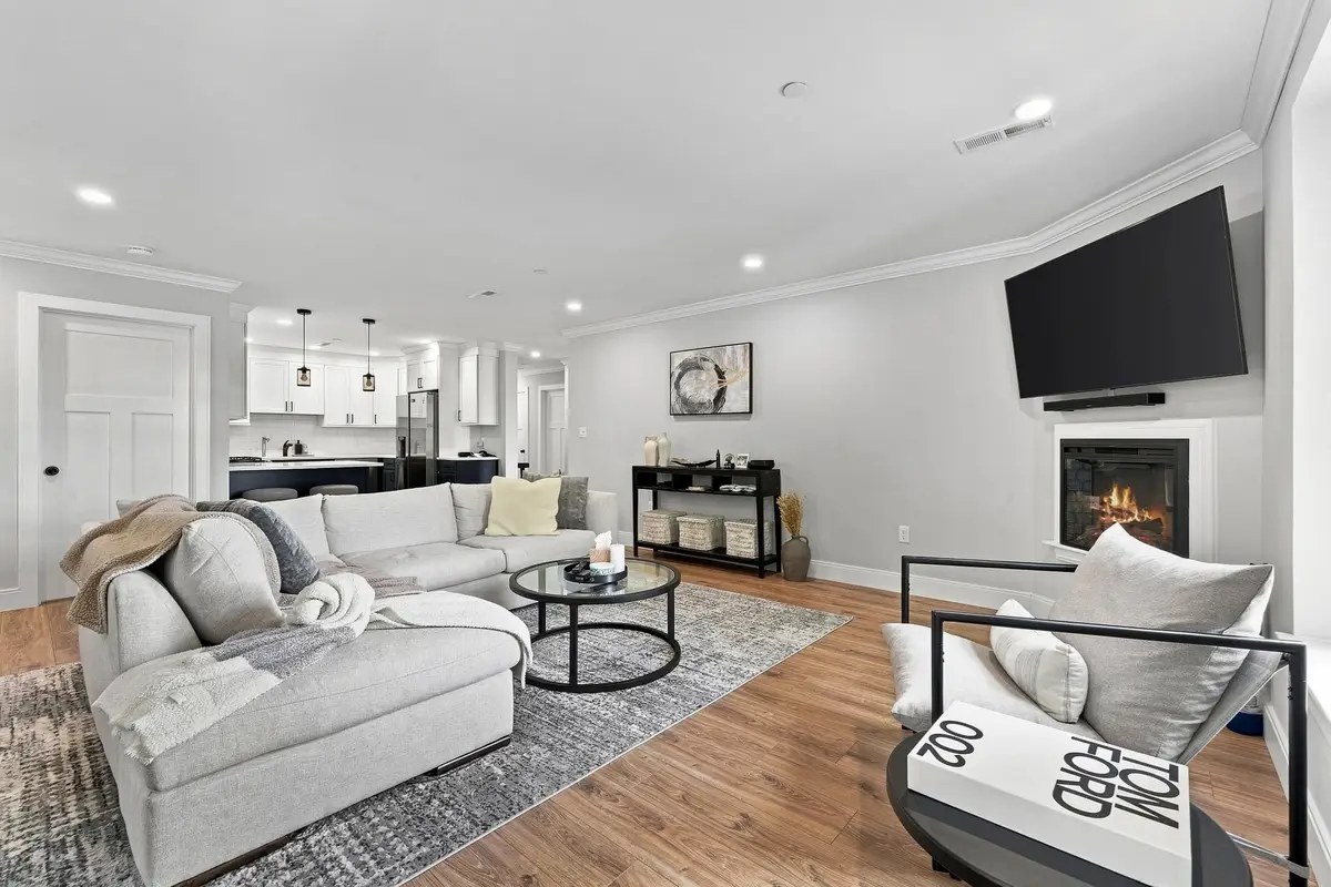 1721 Centre St #204, Boston, MA 02132 - #1